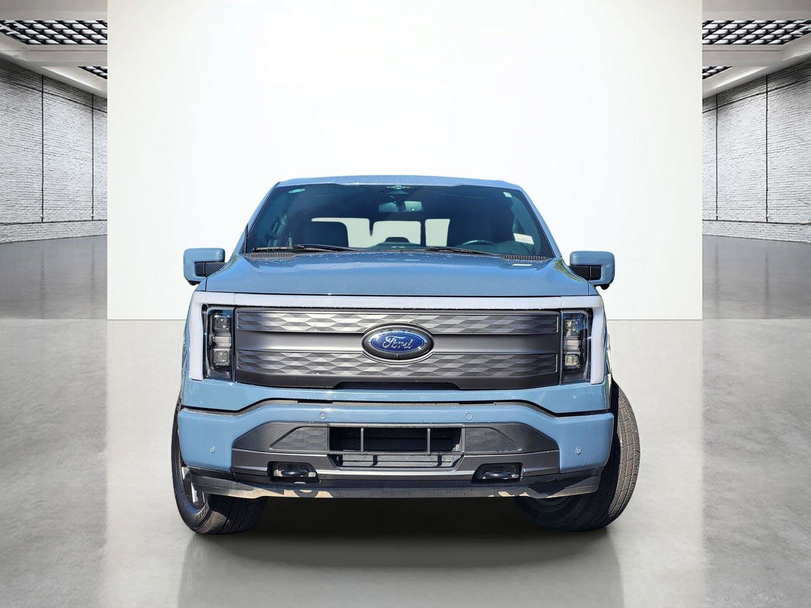 Used 2023 Ford F150 Lightning Lariat w/ Equipment Group 511A High image 3