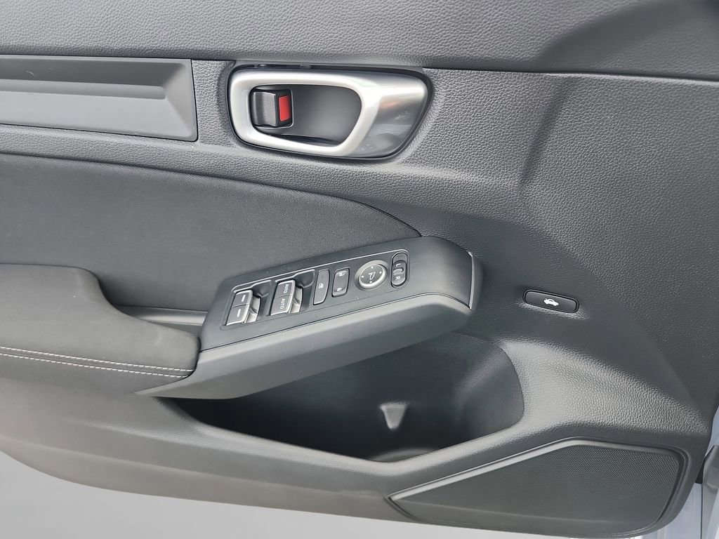 Used 2023 Honda Civic Sport image 23