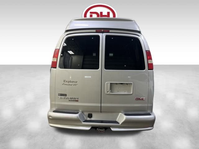 Used 2008 GMC Savana 1500 AWD w/ Preferred Equipment Group image 9