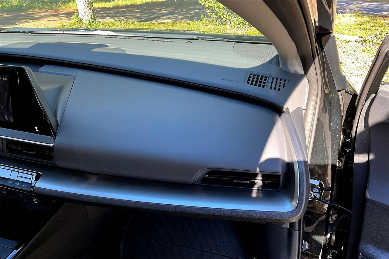 Used 2026 Toyota Prius LE image 23