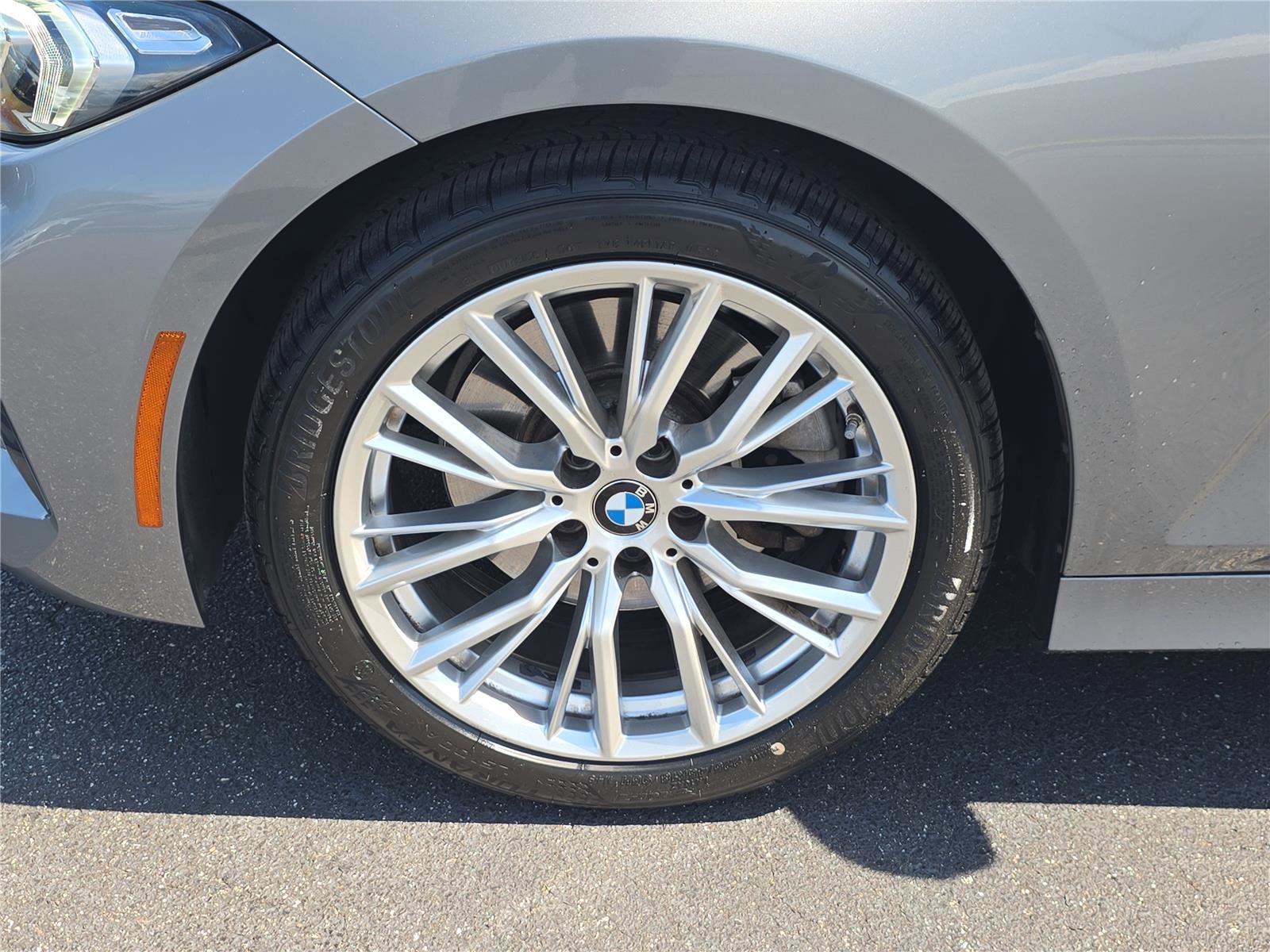 Certified 2023 BMW 330i Sedan RWD image 7