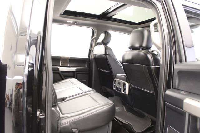 Used 2019 Ford F250 Lariat w/ Lariat Ultimate Package AWD/4WD image 23