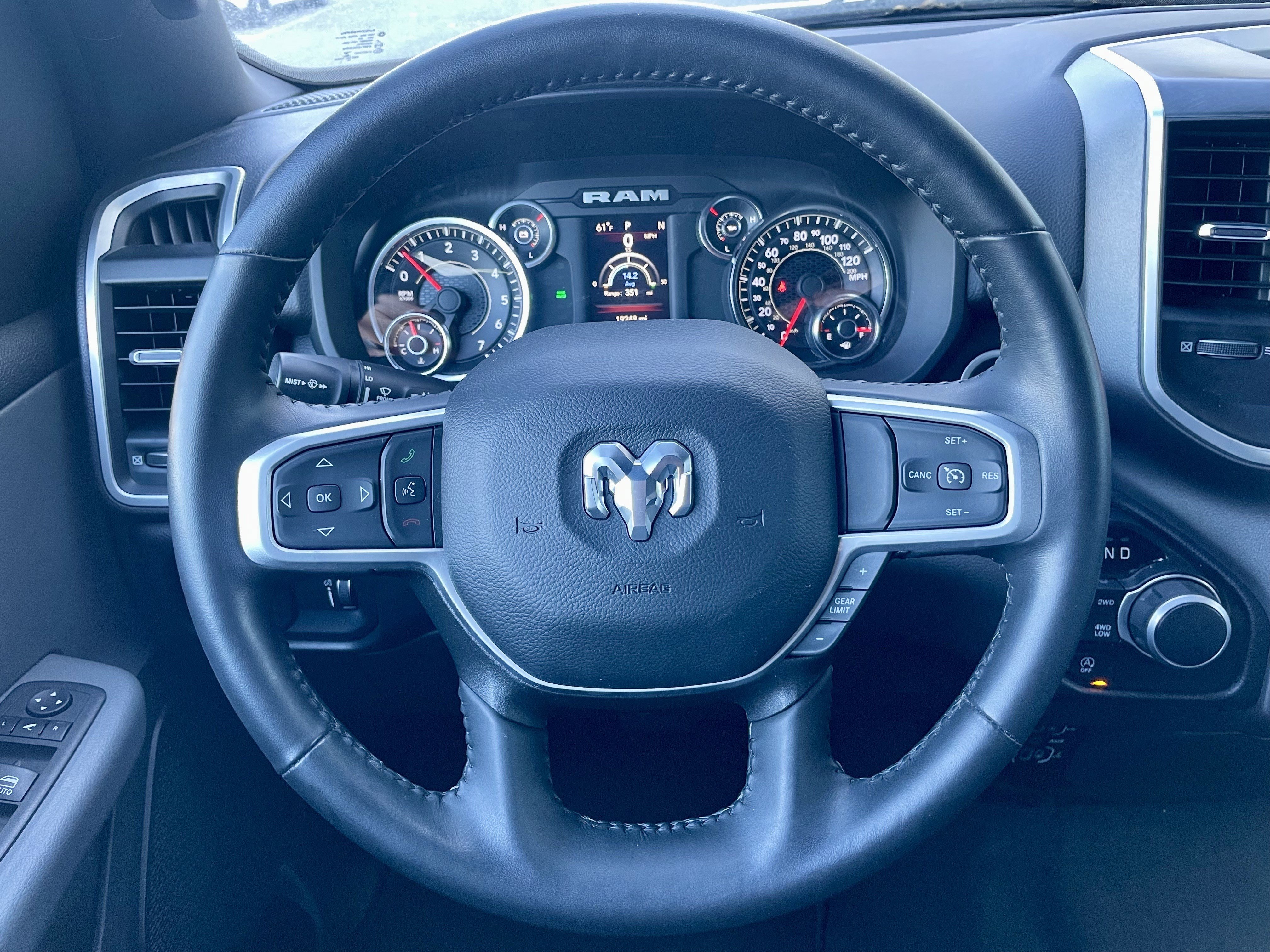 Used 2023 RAM 1500 Big Horn AWD/4WD image 20