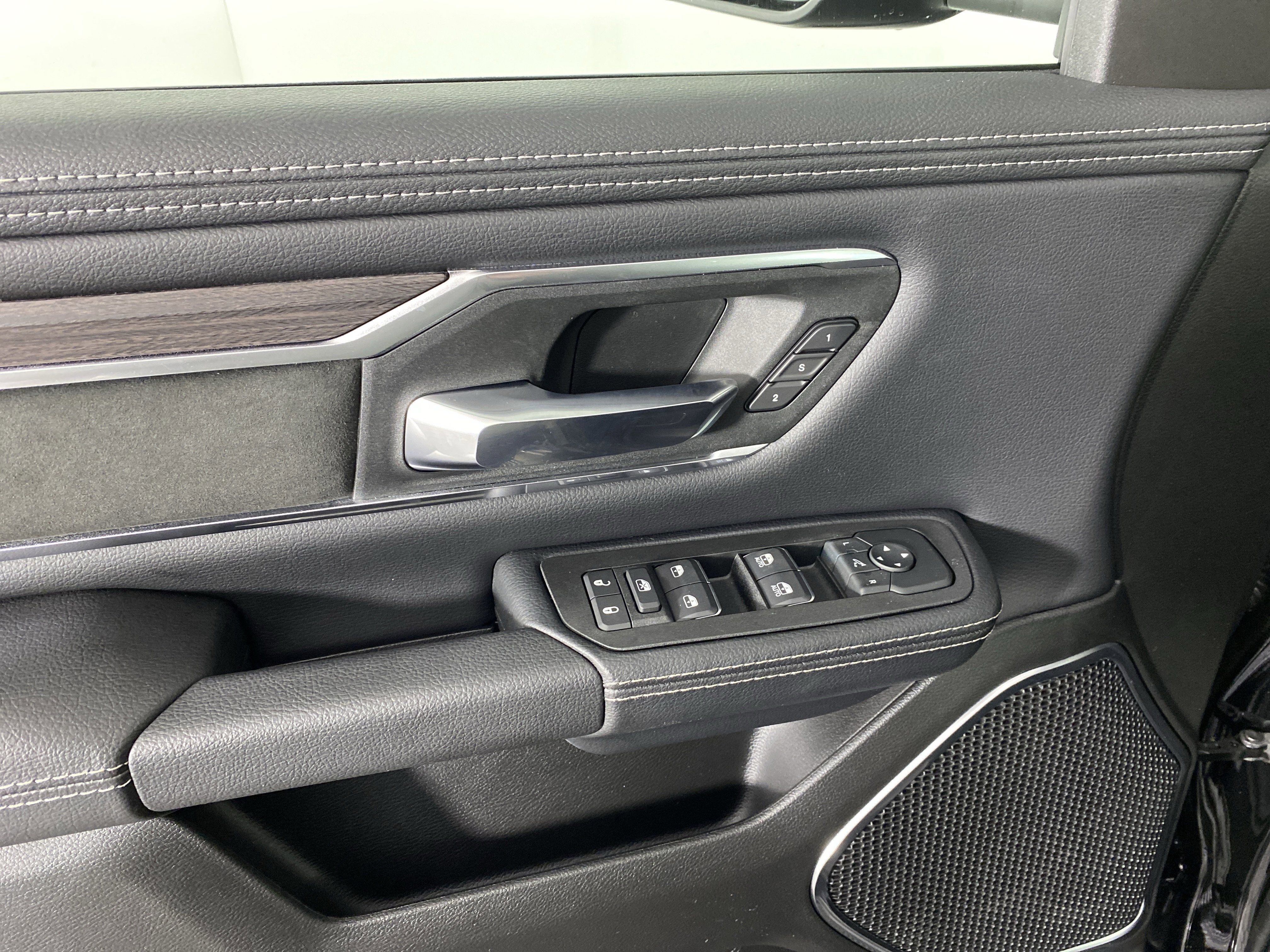 New 2026 RAM 1500 Laramie w/ Laramie Preferred Package image 15