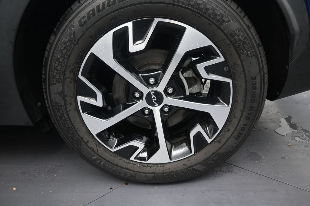 Used 2024 Kia Sportage EX FWD image 10