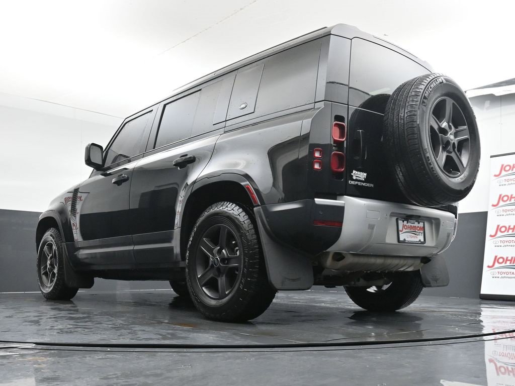 Used 2022 Land Rover Defender 110 S image 36