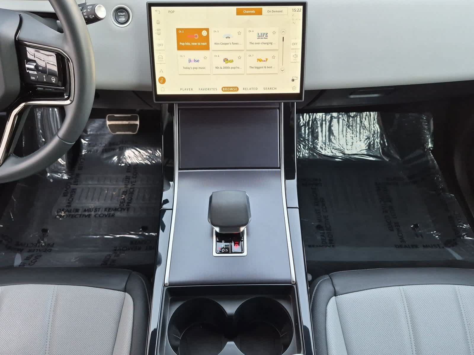 Certified 2026 Land Rover Range Rover Evoque Dynamic SE AWD/4WD image 29