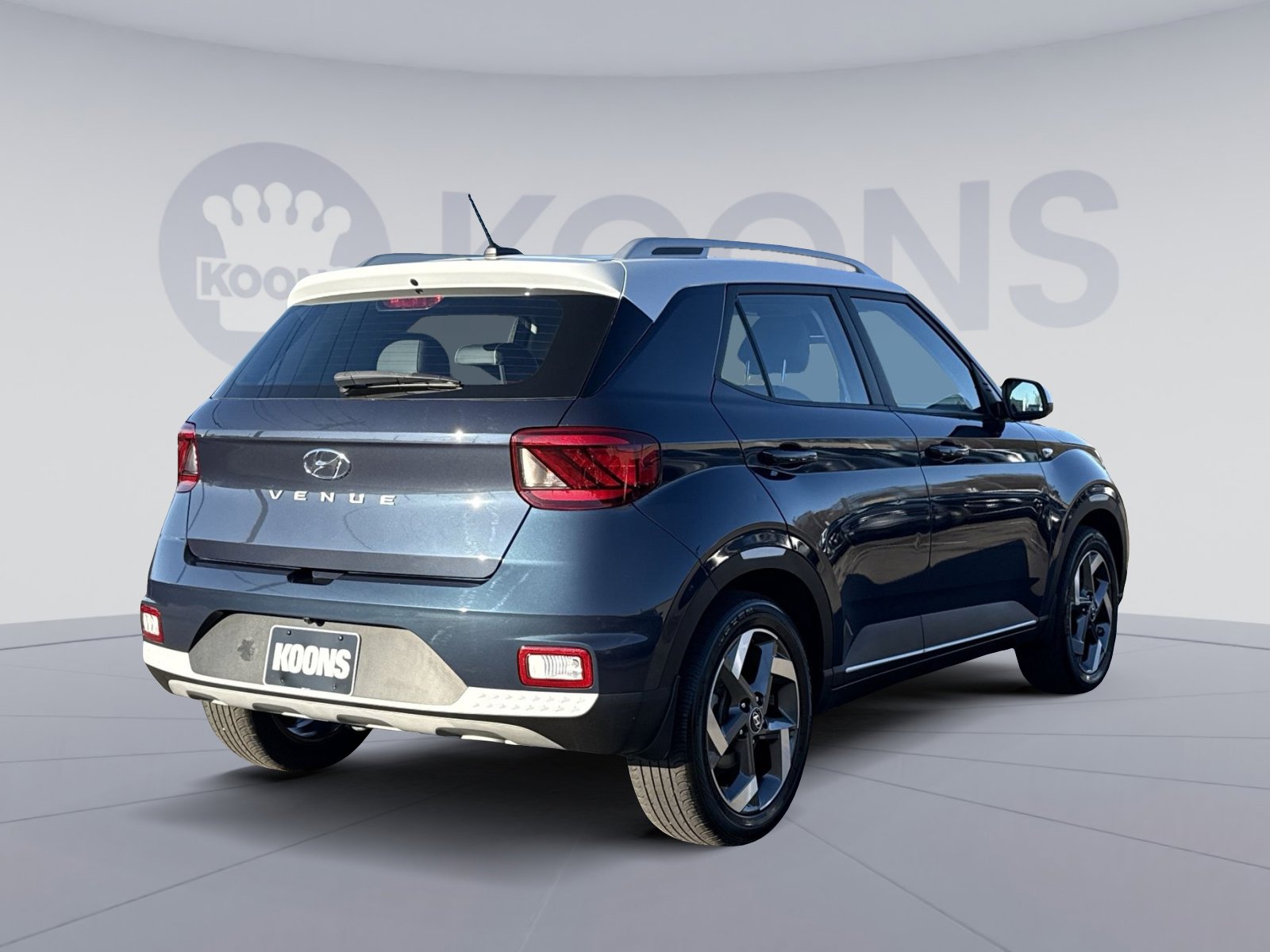 Certified 2023 Hyundai Venue Limited image 7