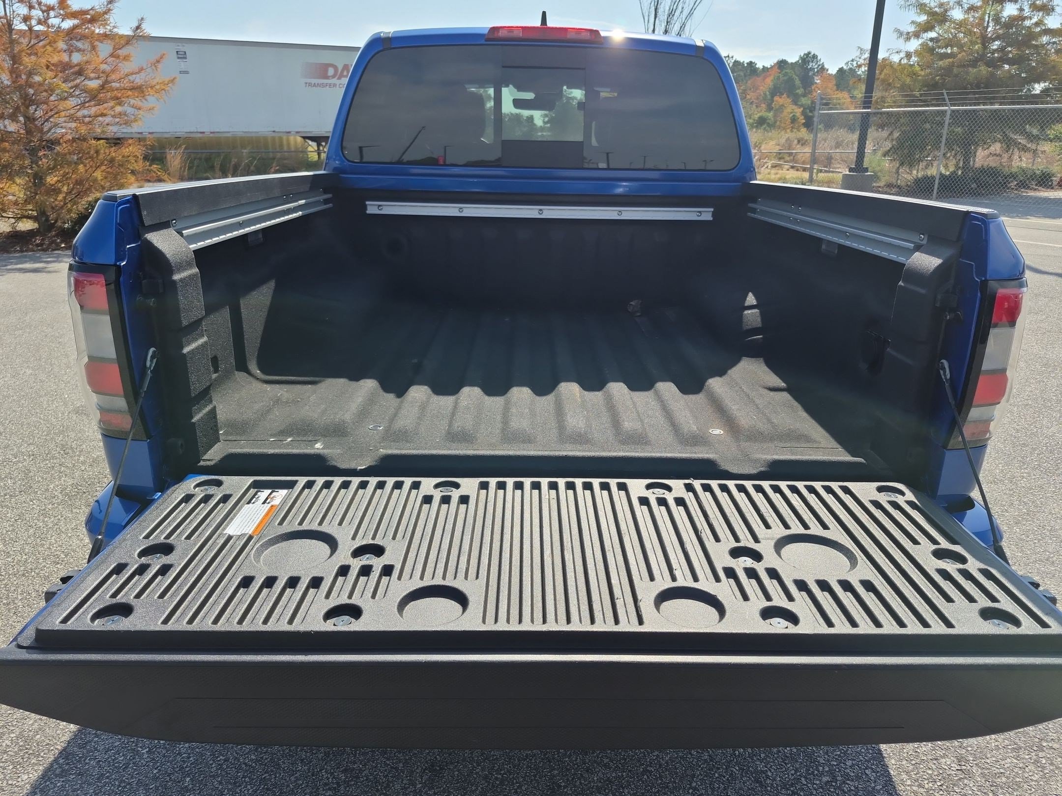 Certified 2024 Nissan Frontier SL w/ Technology Package RWD image 30