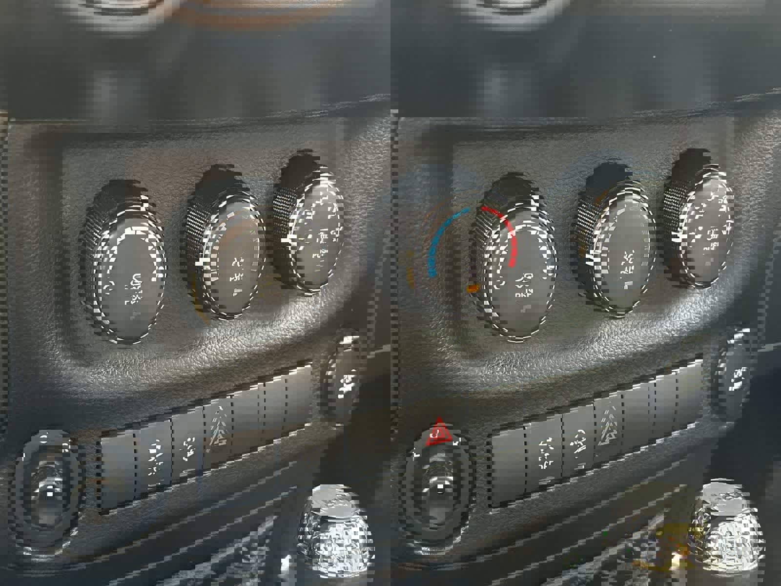 Certified 2018 Jeep Wrangler Sport image 21