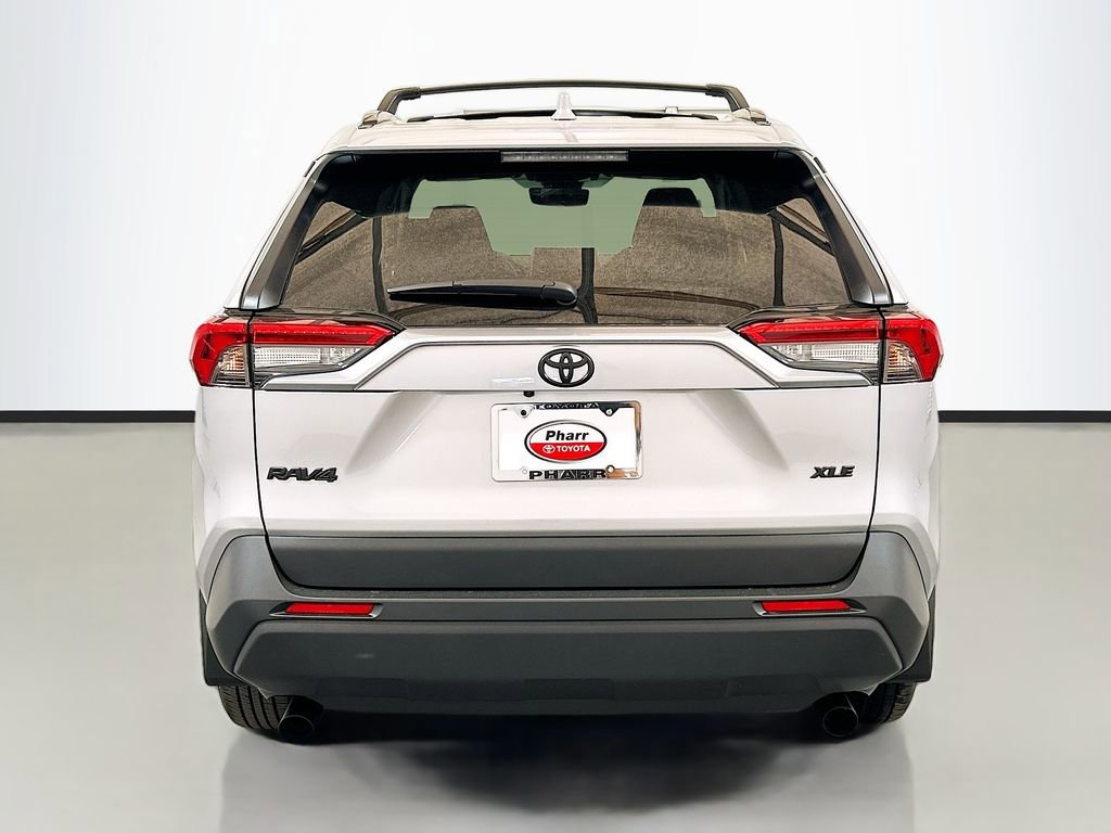 New 2025 Toyota RAV4 XLE w/ Convenience Package FWD image 5