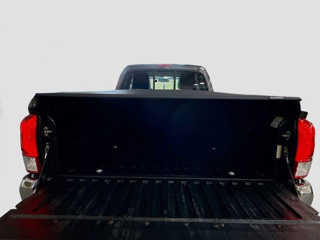 Used 2017 Toyota Tacoma SR5 w/ Tow Package image 23