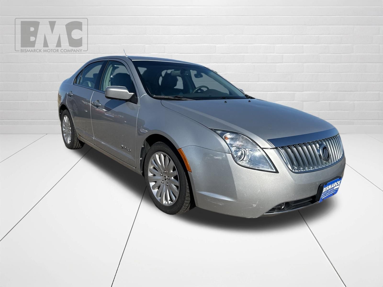 Used 2010 Mercury Milan Hybrid image 2