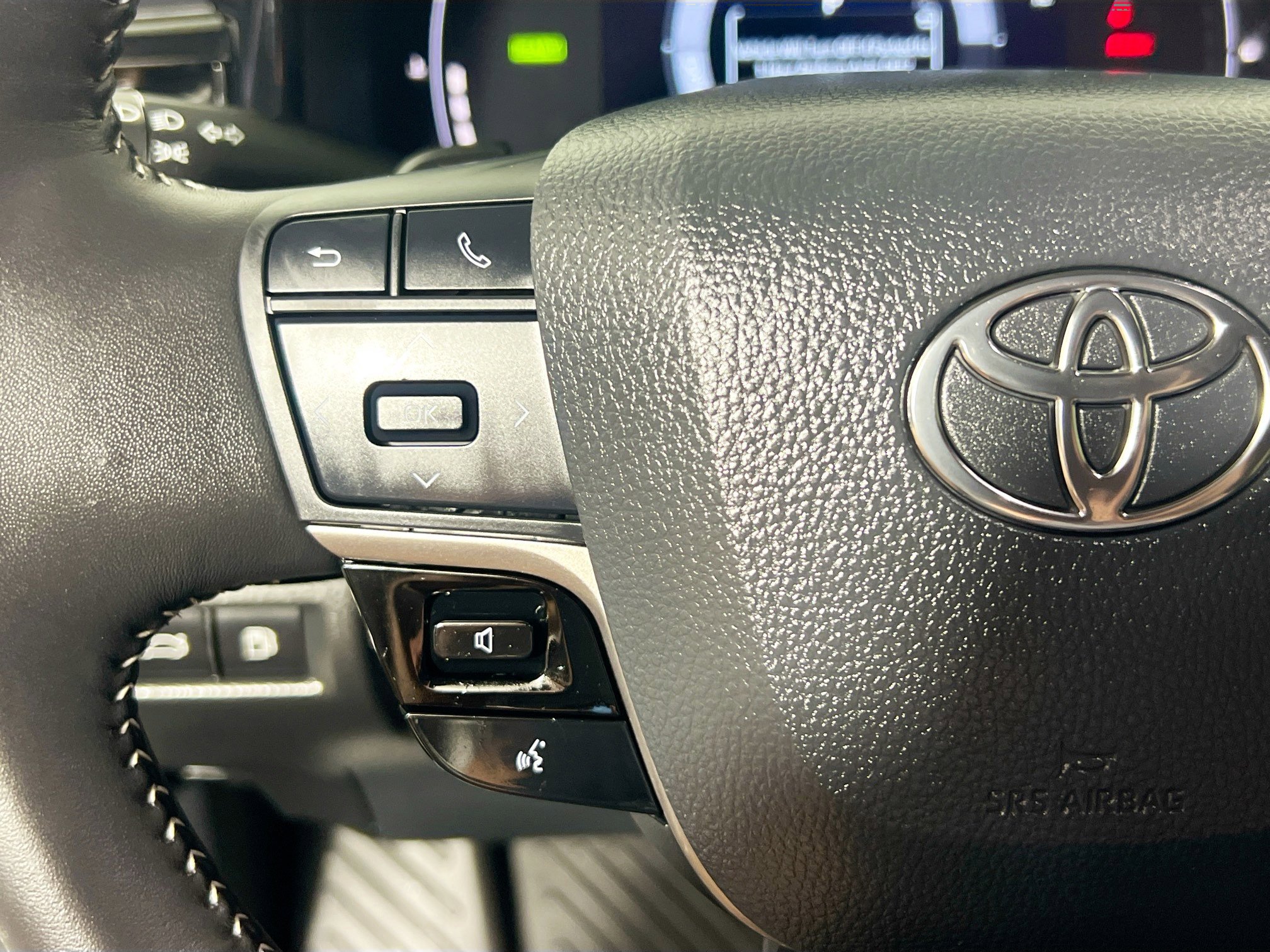 Used 2026 Toyota Camry SE FWD image 18
