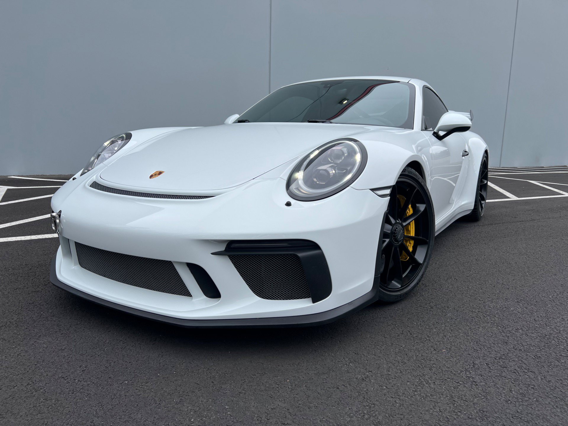 Used 2018 Porsche 911 GT3 RWD image 6