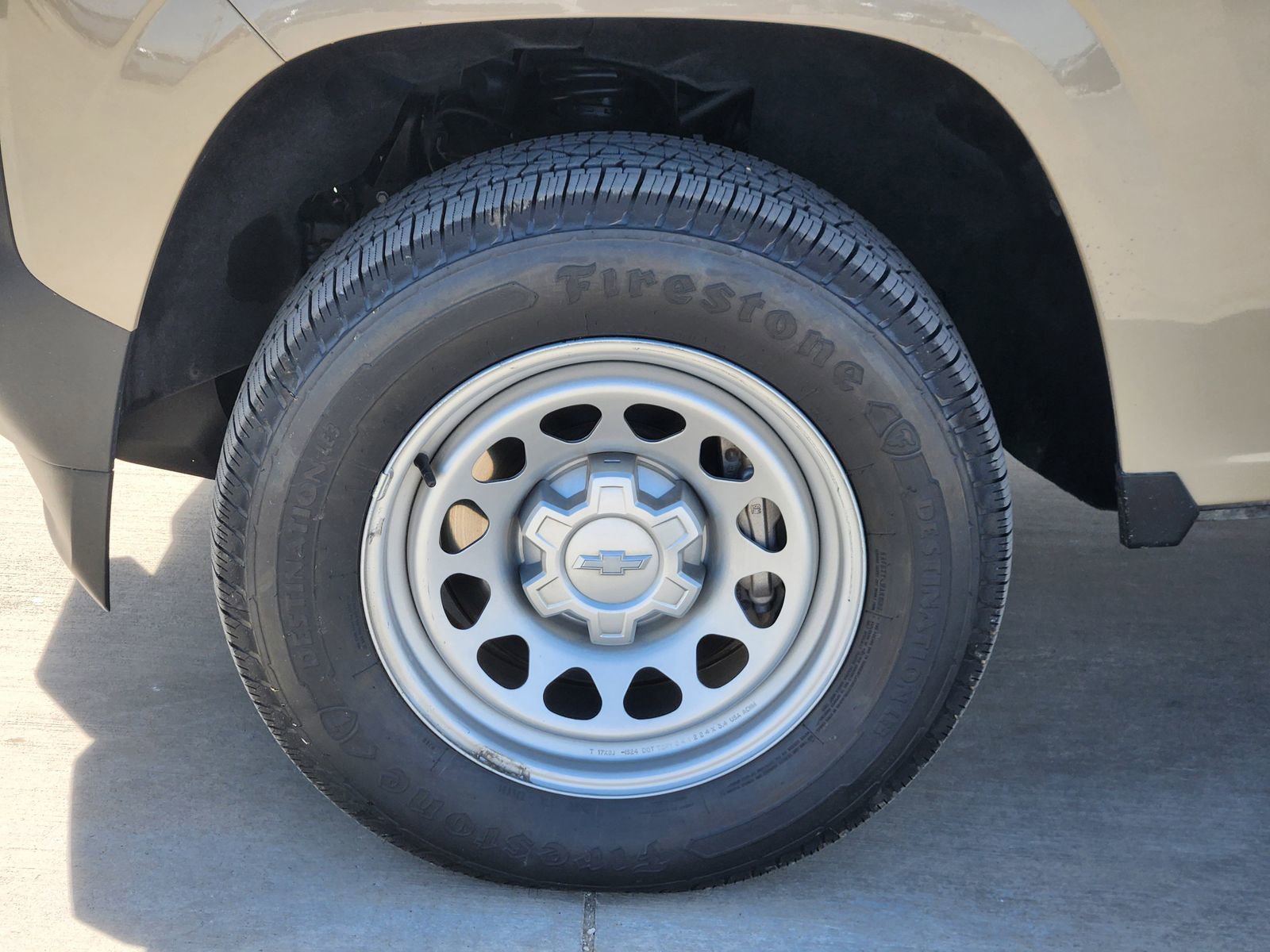 Used 2024 Chevrolet Colorado W/T image 11