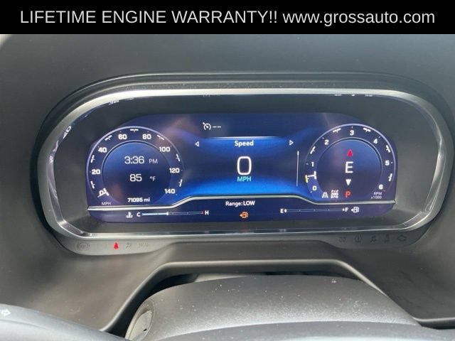 Used 2022 Chevrolet Suburban RST w/ Luxury Package AWD/4WD image 13