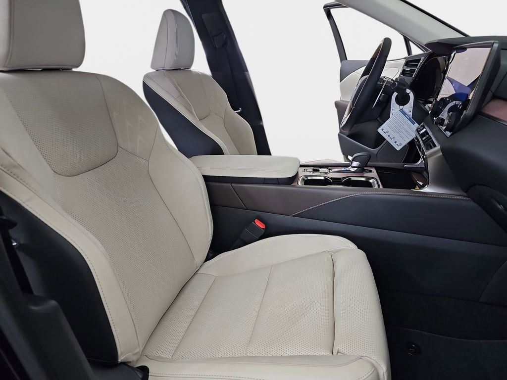 New 2026 Lexus RX 450h AWD image 10