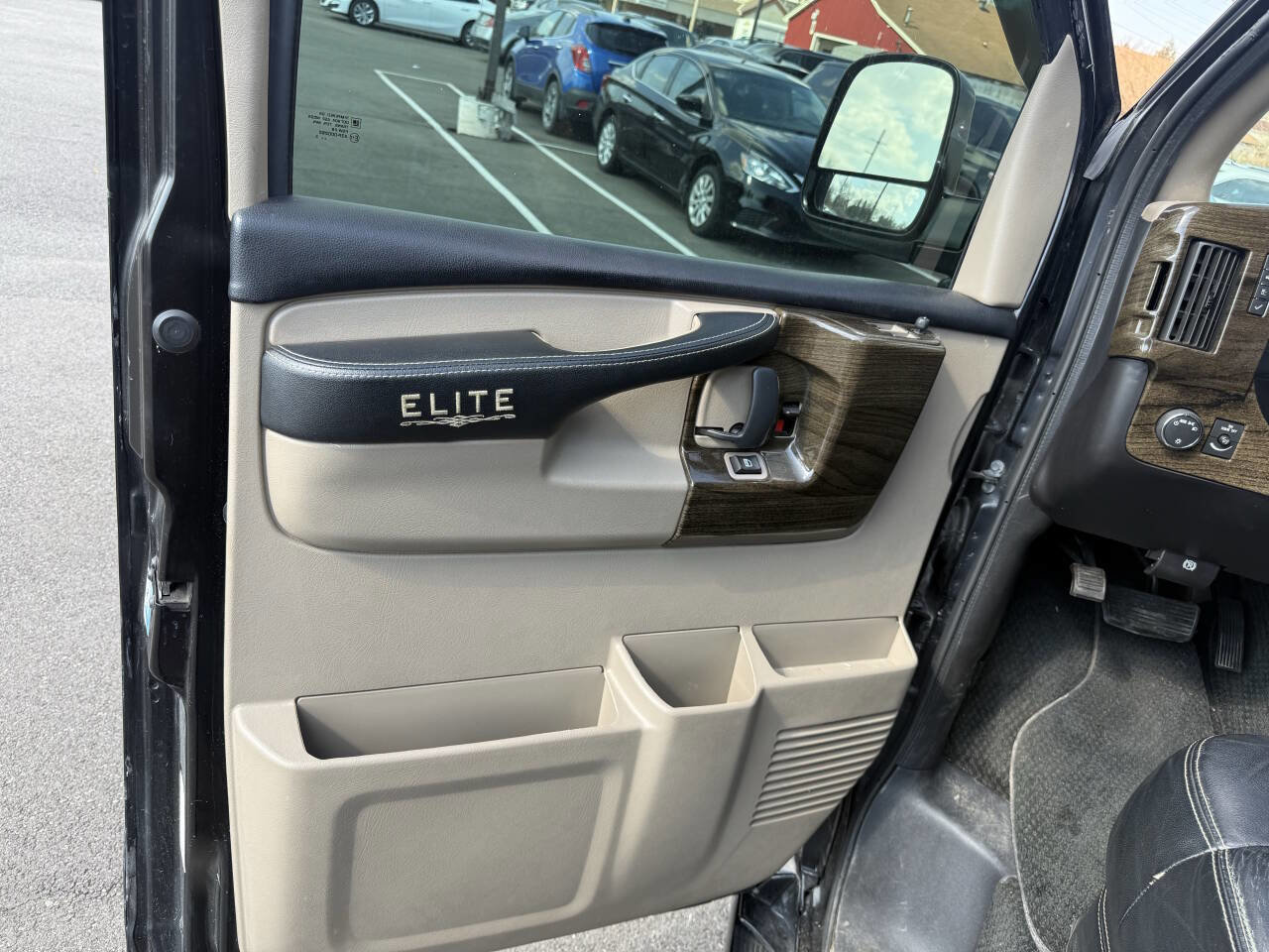 Used 2014 GMC Savana 2500 Extended image 22