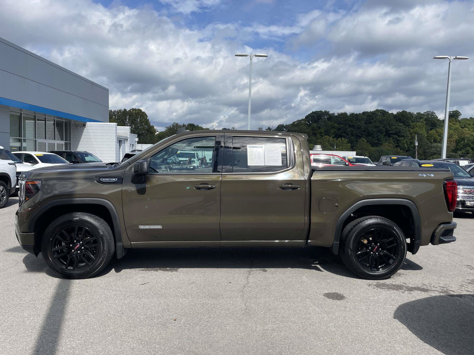 Certified 2023 GMC Sierra 1500 Elevation AWD/4WD image 6