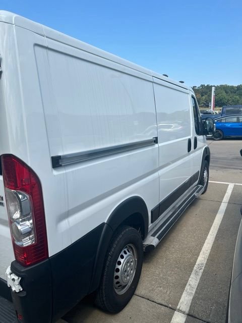 Used 2025 RAM ProMaster 2500 w/ U-Haul Equipment Group FWD image 5