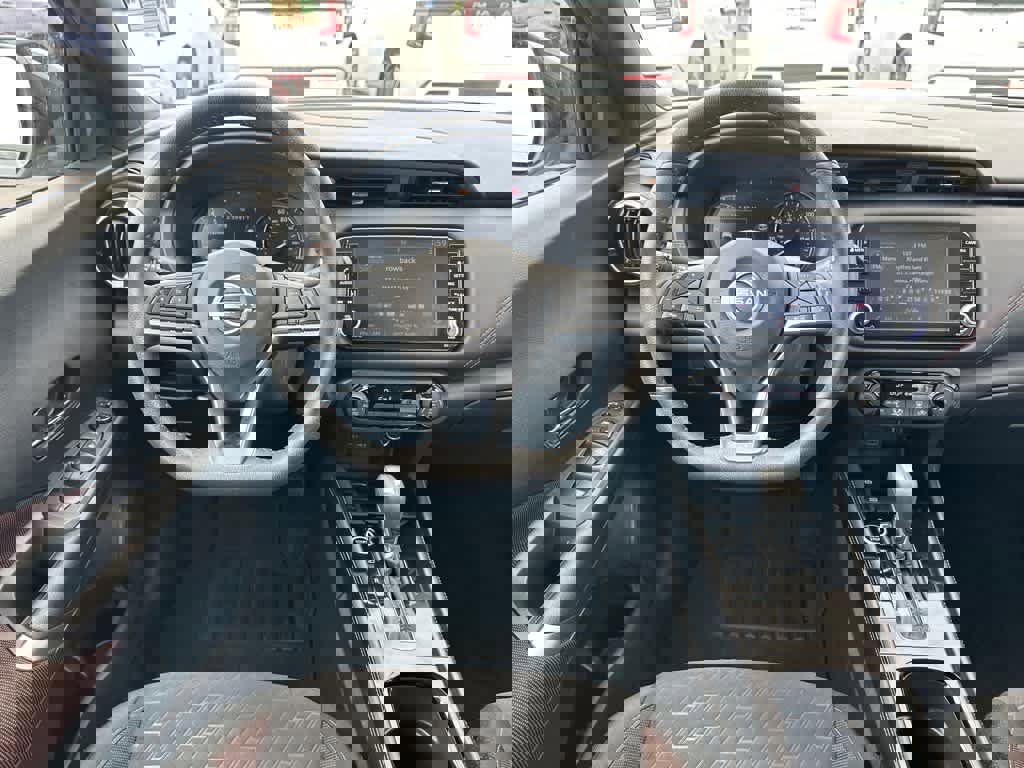 Used 2024 Nissan Kicks SR image 10