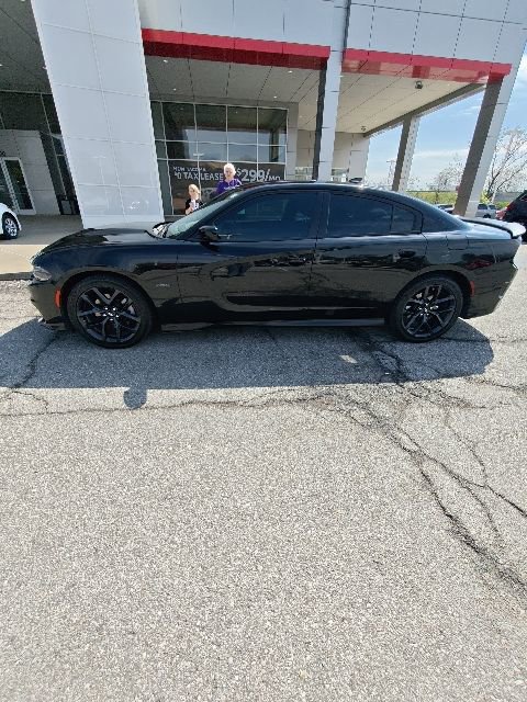 Used 2019 Dodge Charger R/T w/ Driver Confidence Group image 2