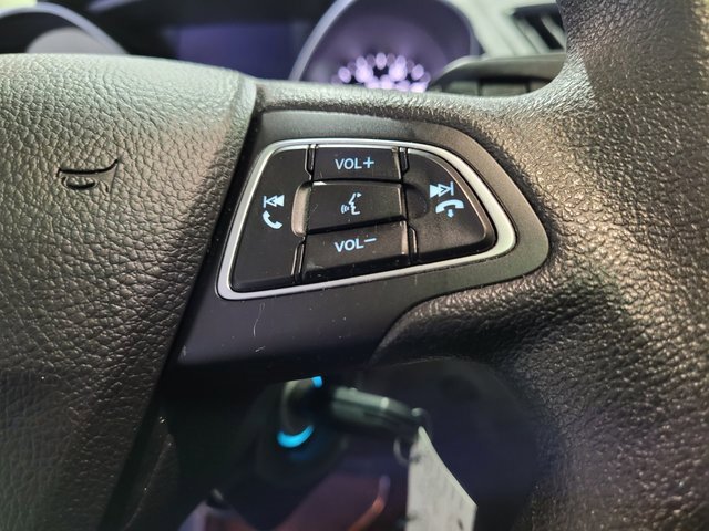 Used 2018 Ford Escape SE w/ SE SYNC Package image 32