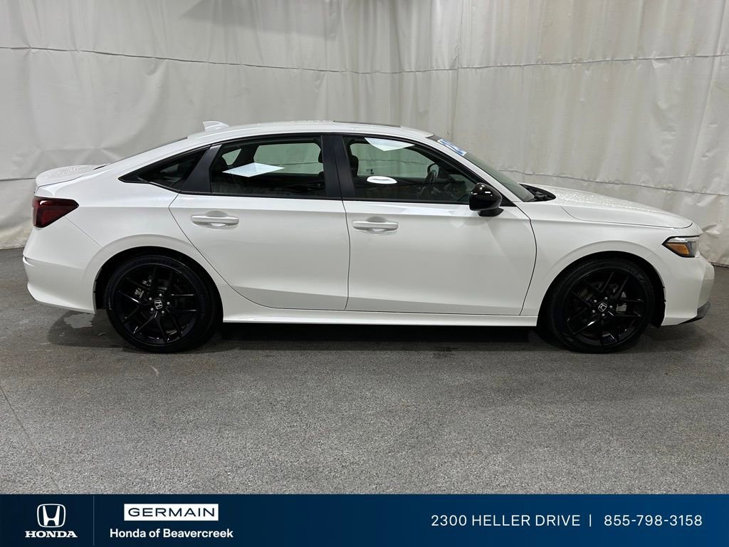 Used 2025 Honda Civic Sport image 9