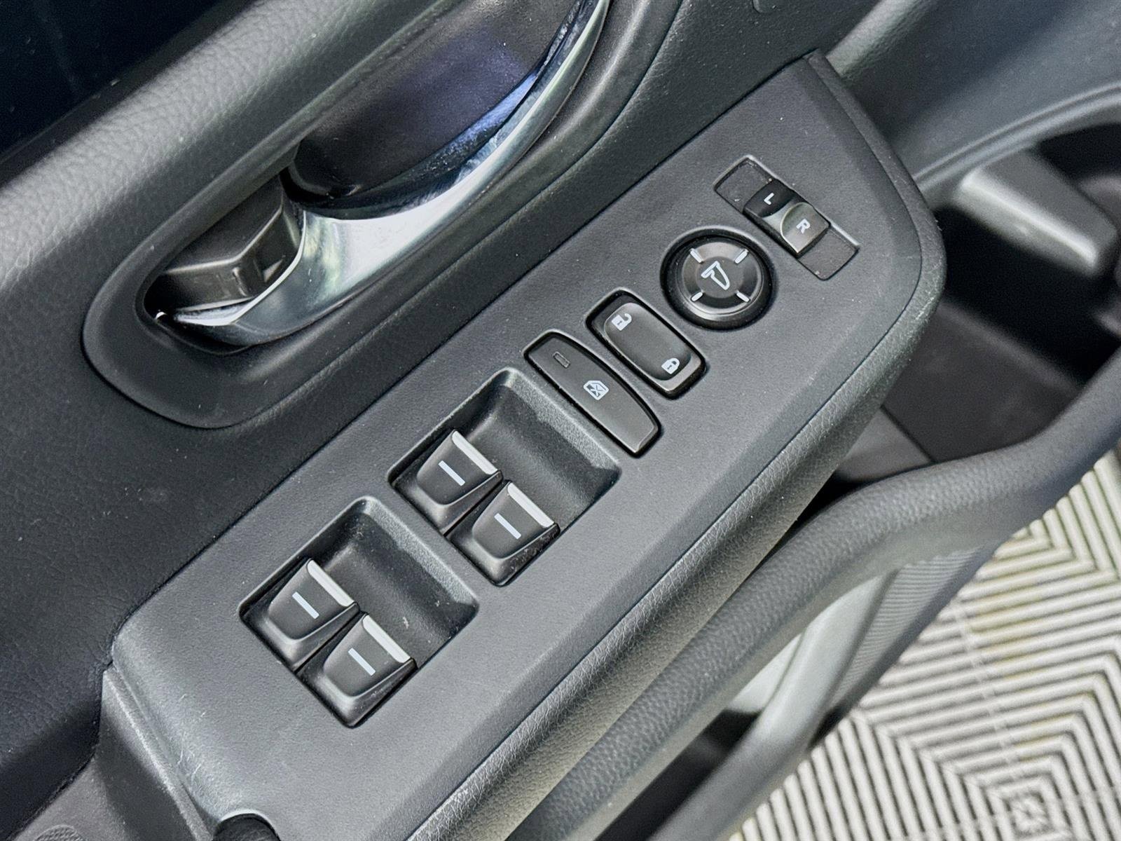 Used 2023 Honda Pilot Touring image 21