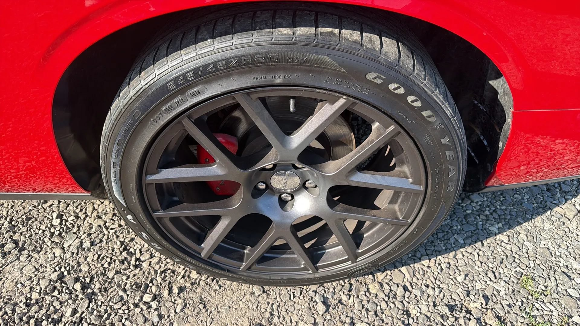Used 2016 Dodge Challenger R/T Plus RWD image 9