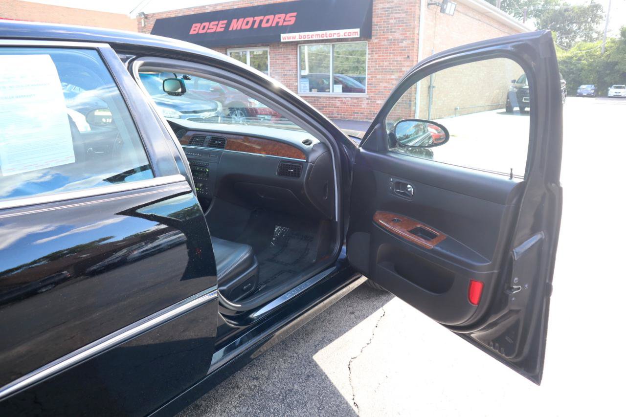 Used 2005 Buick LaCrosse CXL w/ Gold Convenience Package FWD image 10