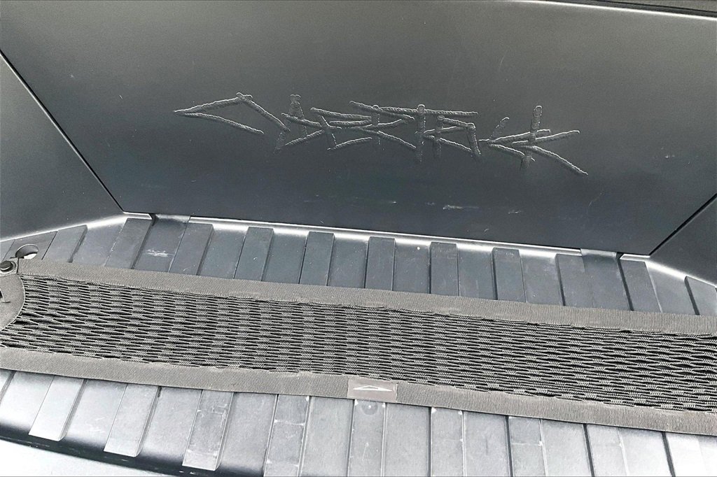 Used 2024 Tesla Cybertruck AWD Crew Cab image 31