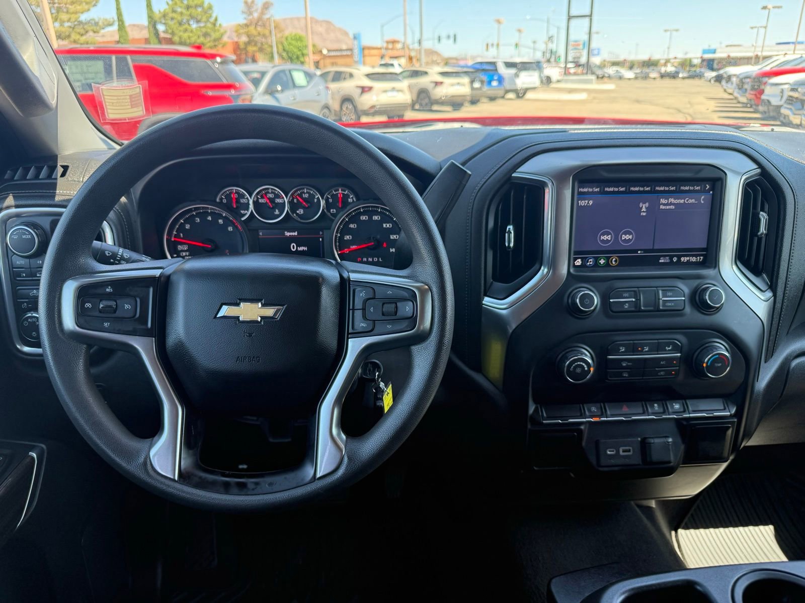 Used 2020 Chevrolet Silverado 1500 LT AWD/4WD image 17