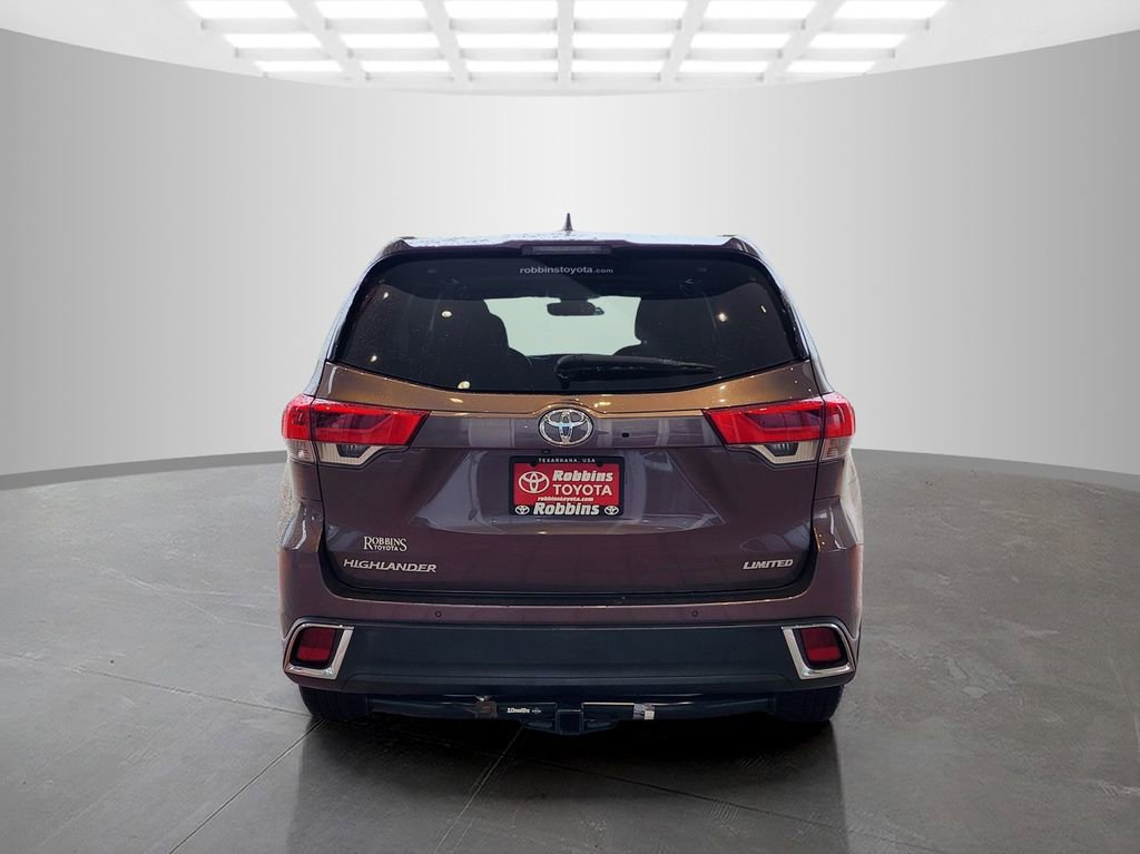 Used 2019 Toyota Highlander Limited FWD image 6