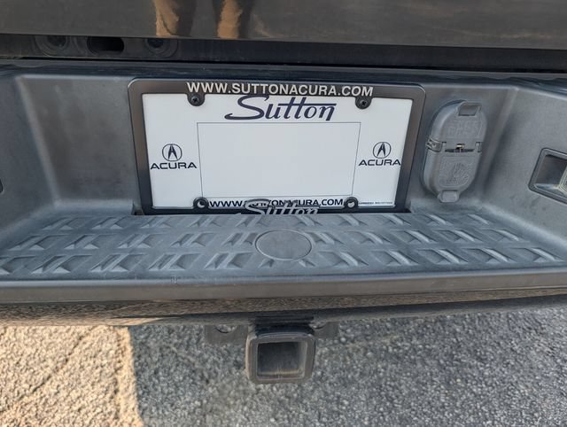 Used 2020 Nissan Titan SV w/ SV Convenience Package RWD image 21
