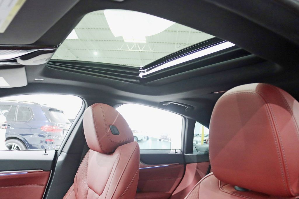 Used 2025 BMW i4 xDrive40i w/ M Sport Package image 33