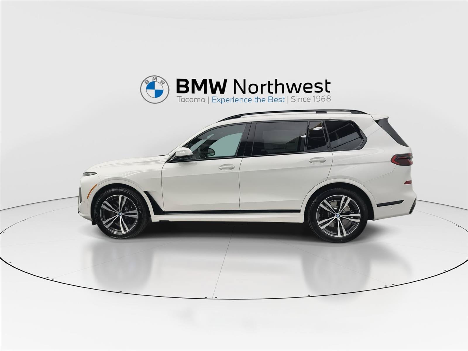 New 2027 BMW X7 xDrive40i w/ M Sport Package AWD/4WD image 11