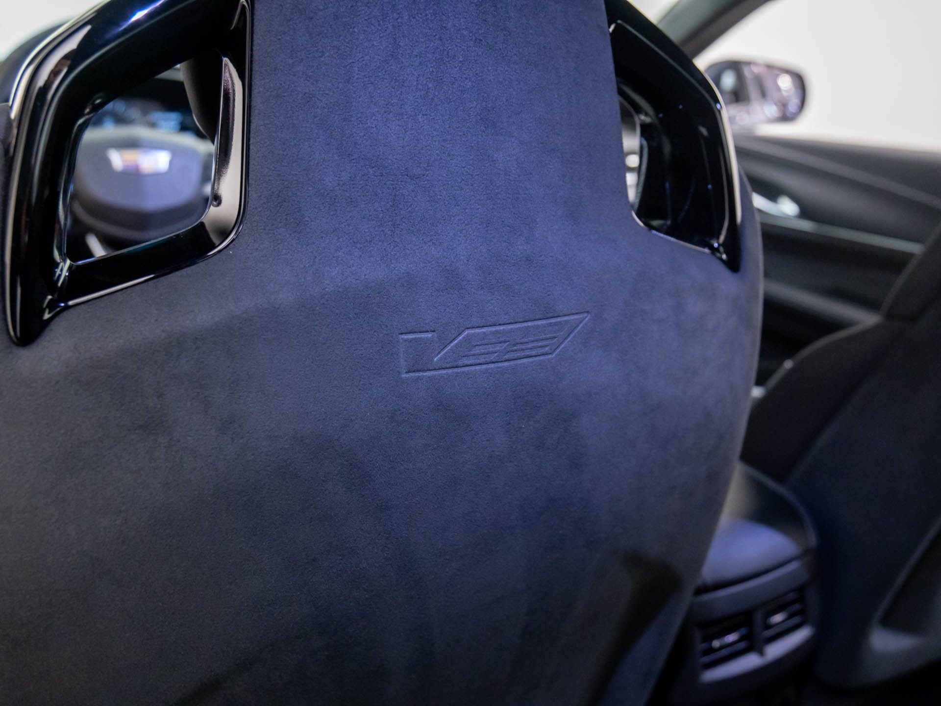 Certified 2025 Cadillac CT4 V Blackwing w/ Carbon Fiber 1 Package image 24