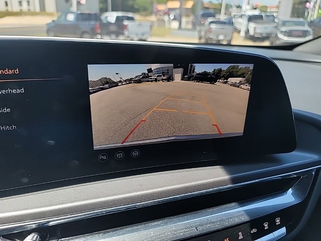 Certified 2024 Cadillac Lyriq Tech w/ Driver Assist Package AWD/4WD image 17