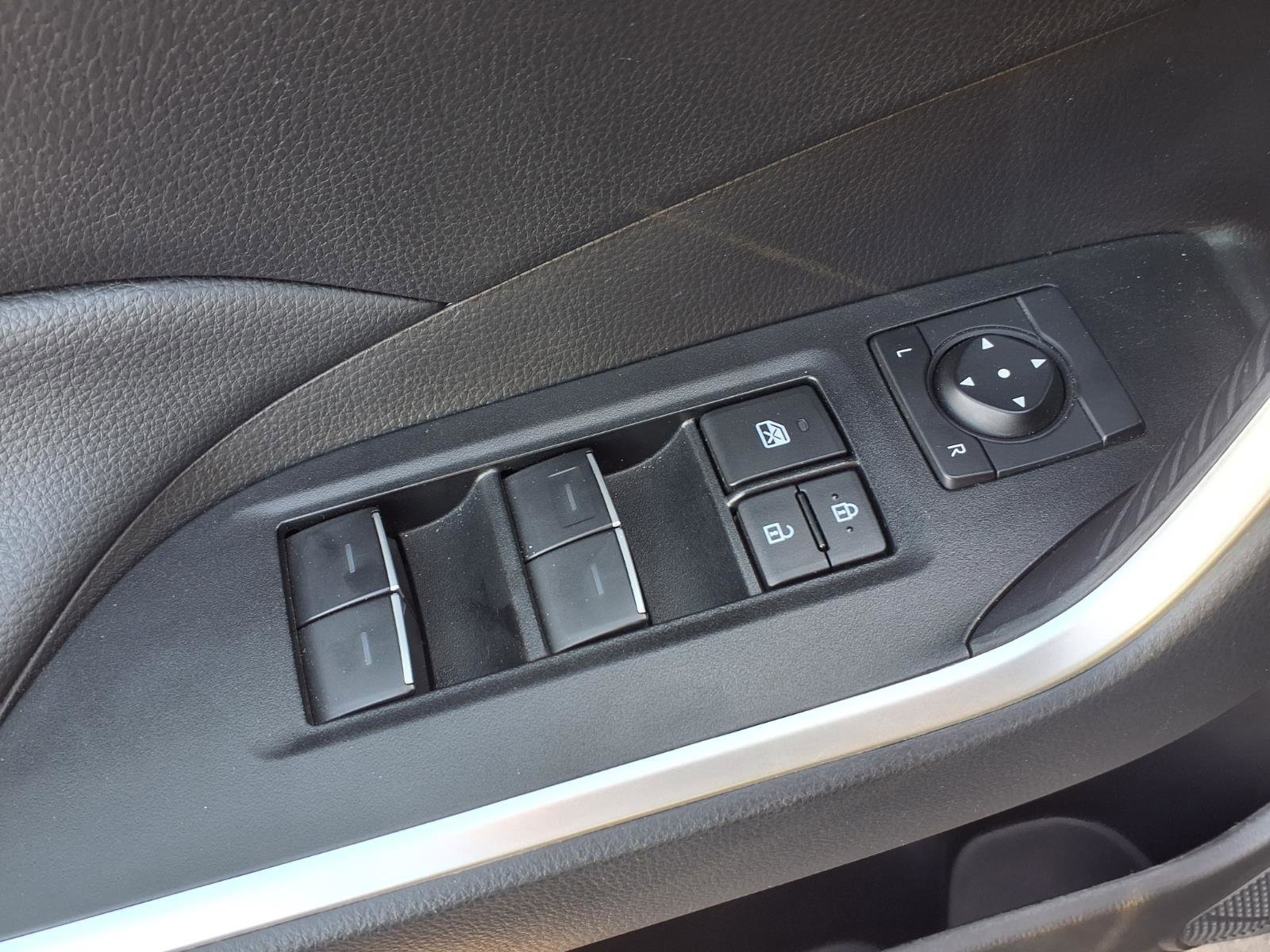 Certified 2025 Toyota RAV4 XLE AWD/4WD image 19