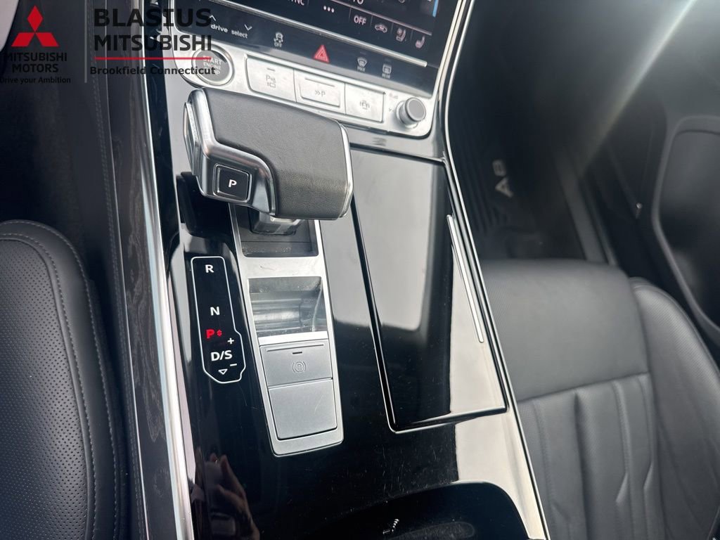 Used 2023 Audi A8 L 3.0T w/ Comfort Plus Package AWD/4WD image 30