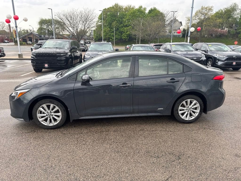 Used 2025 Toyota Corolla LE w/ LE Premium Package AWD/4WD image 8
