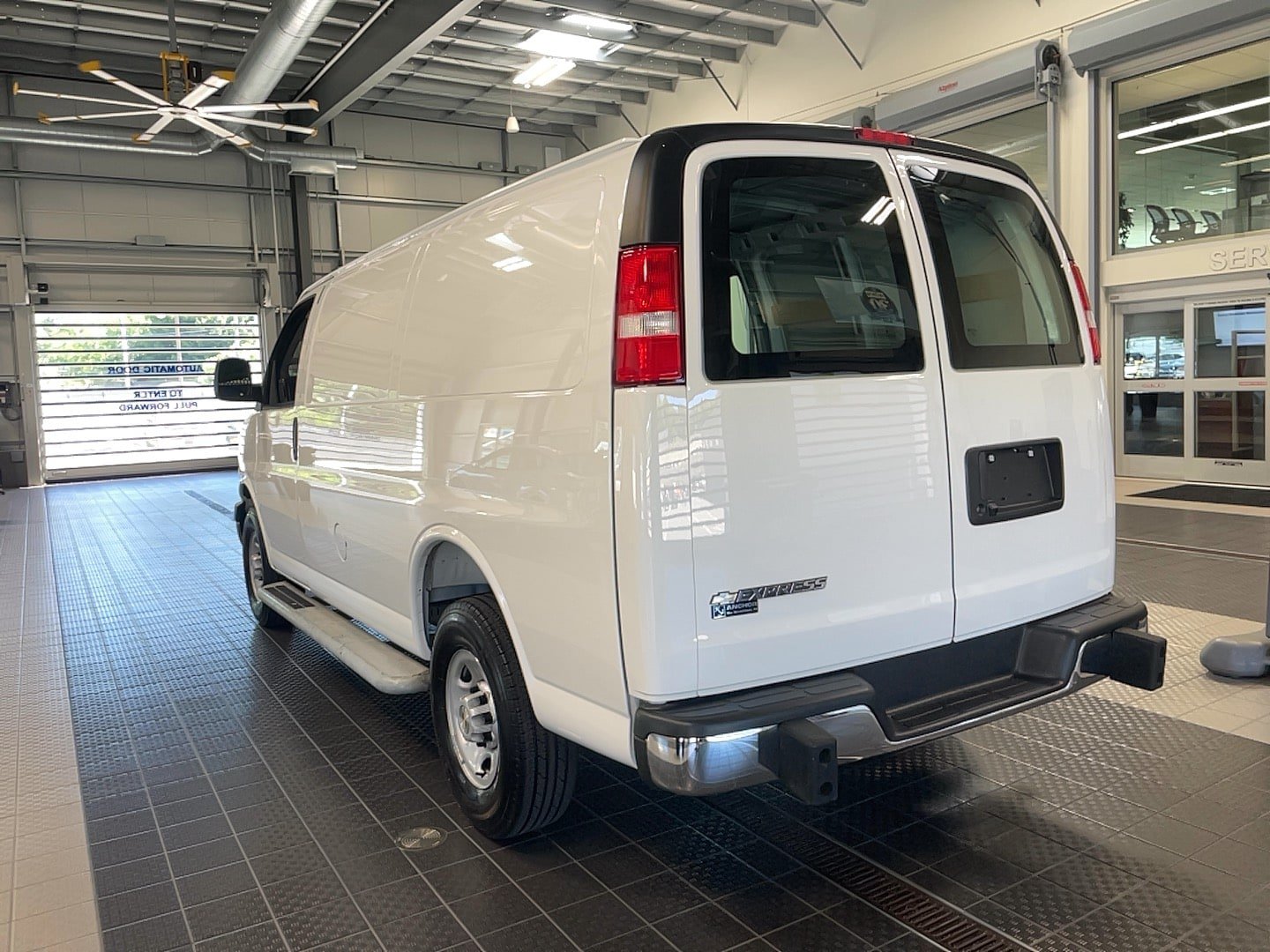 Used 2025 Chevrolet Express 2500 w/ Driver Convenience Package RWD image 16