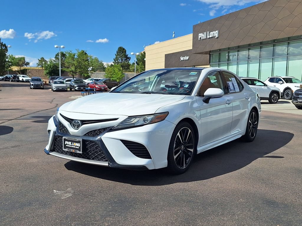 Used 2020 Toyota Camry XSE FWD image 7