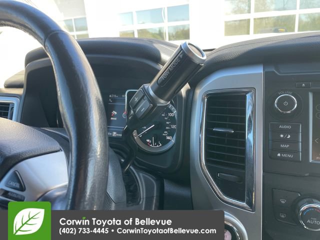 Used 2019 Nissan Titan SV w/ SV Convenience Package AWD/4WD image 14