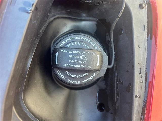 Used 2022 Volkswagen Tiguan SE image 17