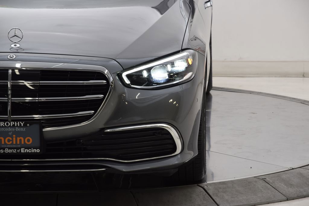 Used 2025 Mercedes-Benz S 580 4MATIC Sedan image 10