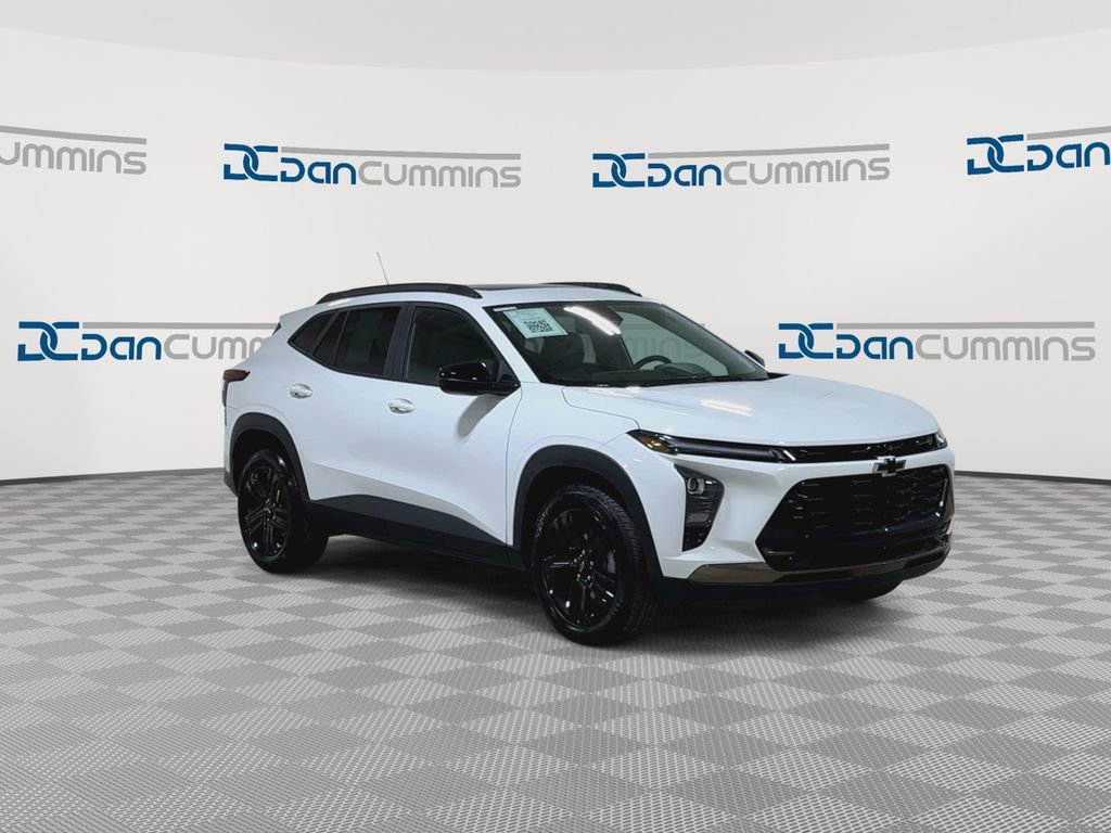 Certified 2026 Chevrolet Trax ACTIV w/ Sunroof Package FWD image 3