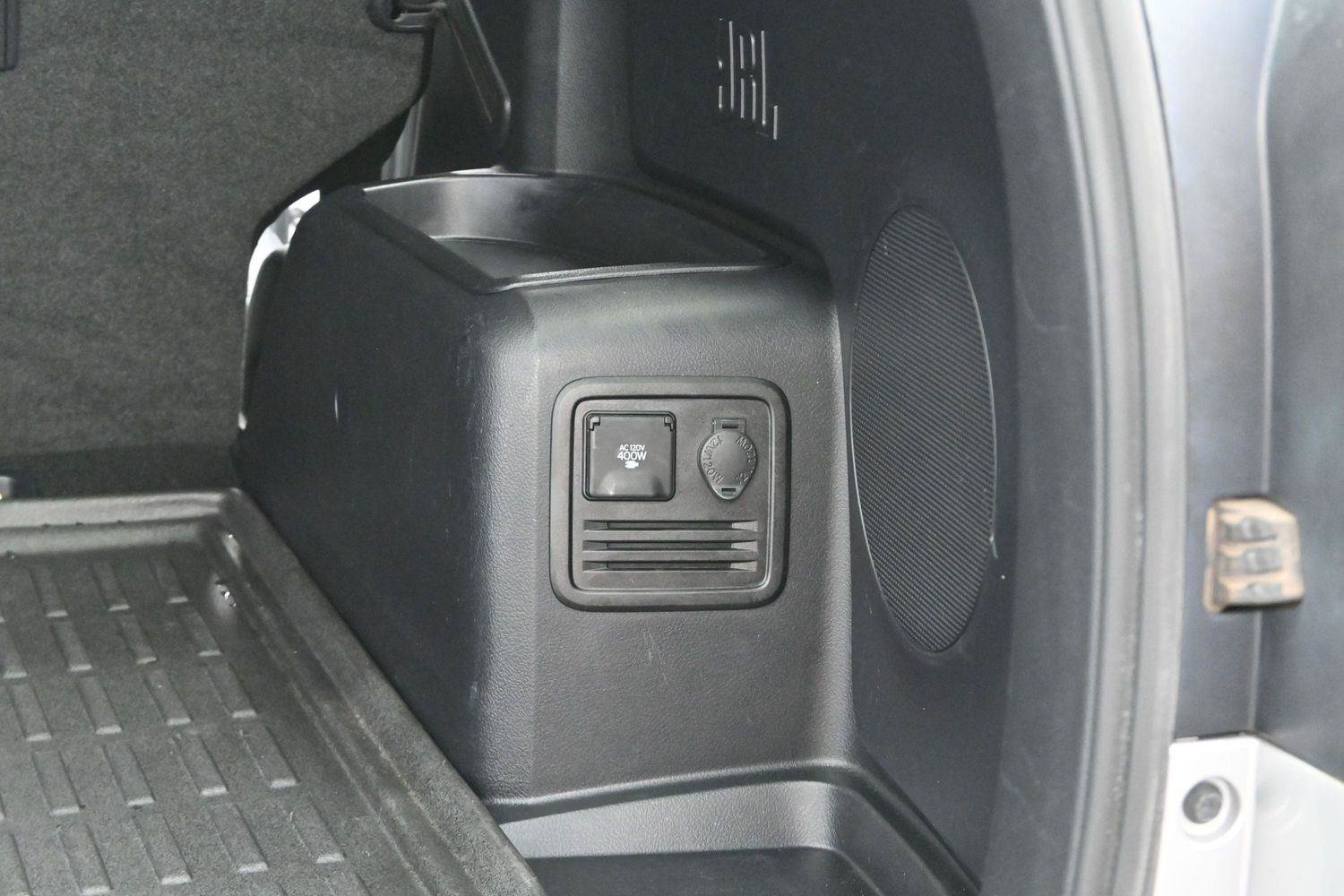 Used 2021 Toyota 4Runner Limited AWD/4WD image 11